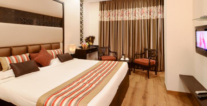 Hotel Royale Residency